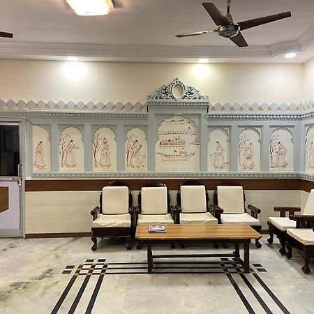 Hotel Damanis Udaipur Luaran gambar