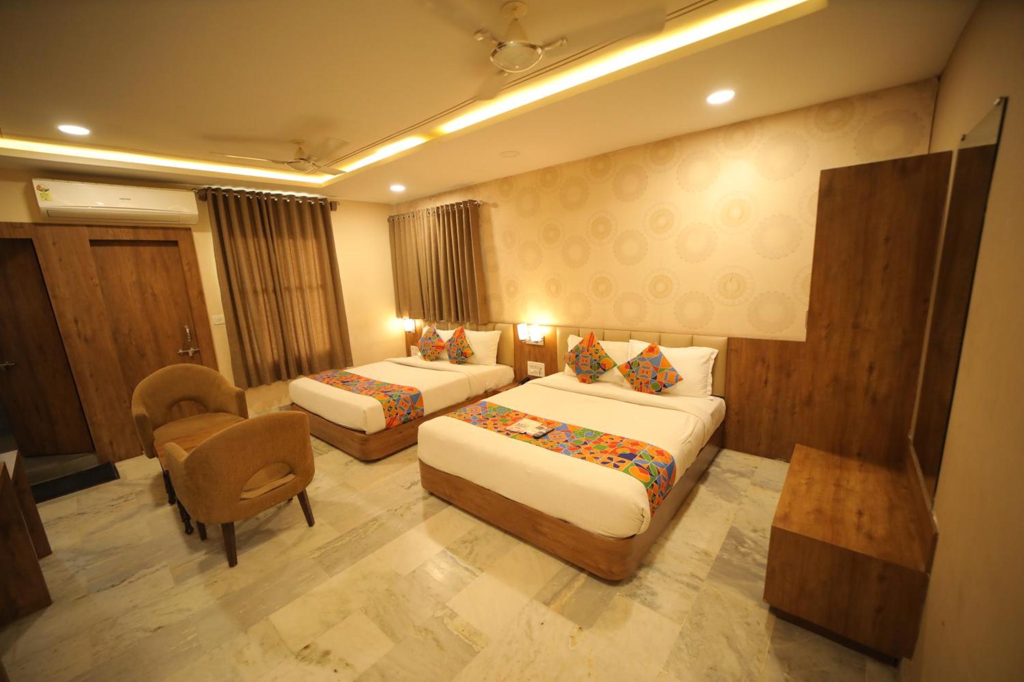 Hotel Damanis Udaipur Luaran gambar
