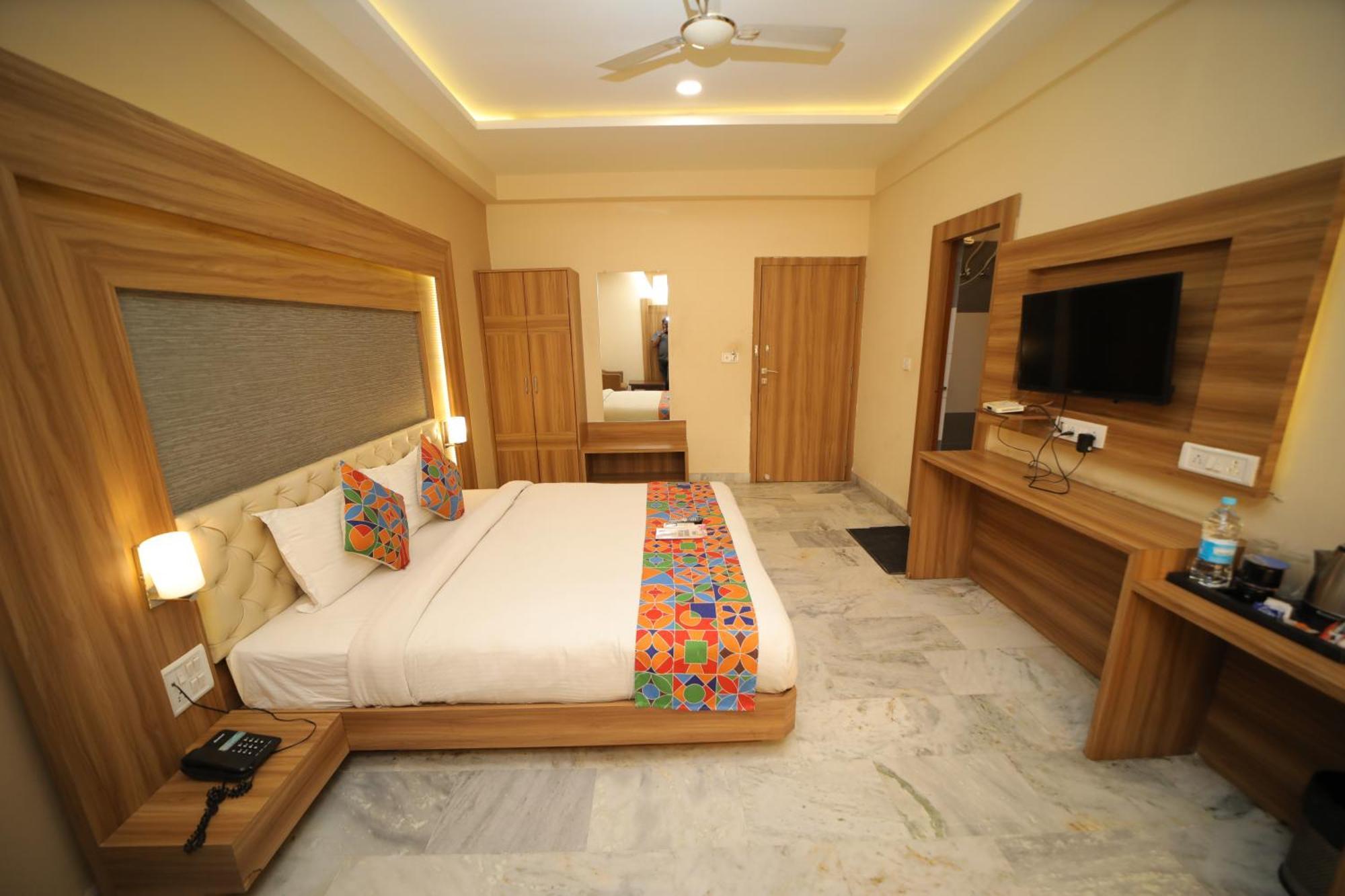 Hotel Damanis Udaipur Luaran gambar