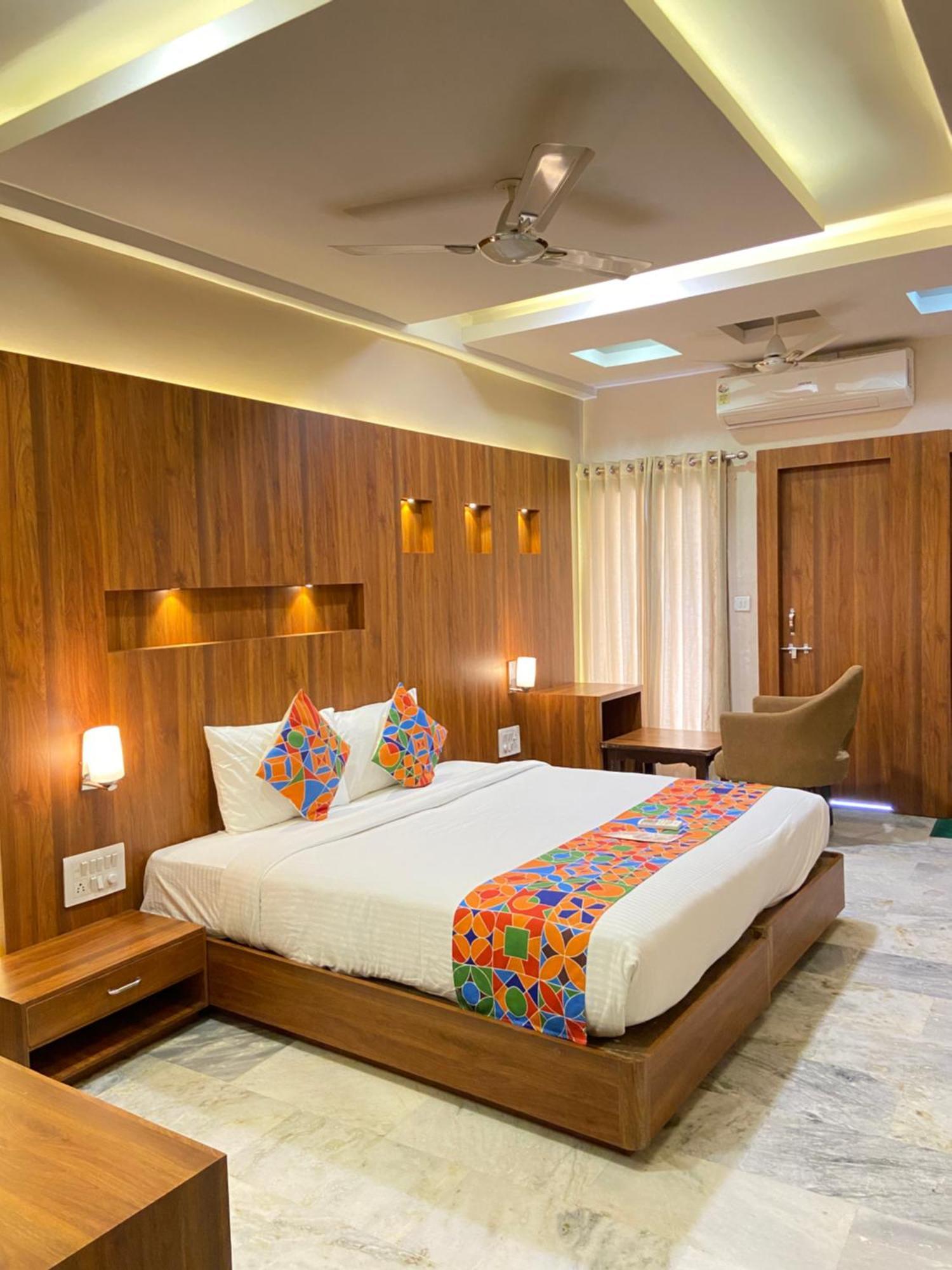 Hotel Damanis Udaipur Luaran gambar