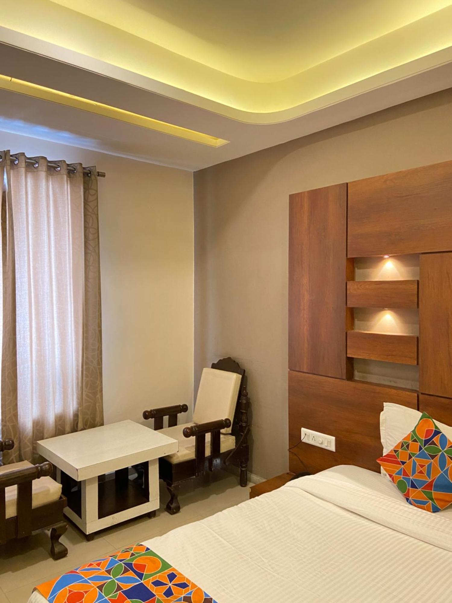 Hotel Damanis Udaipur Luaran gambar