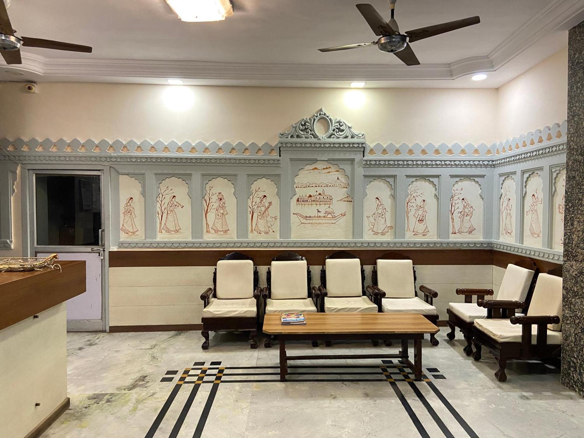 Hotel Damanis Udaipur Luaran gambar