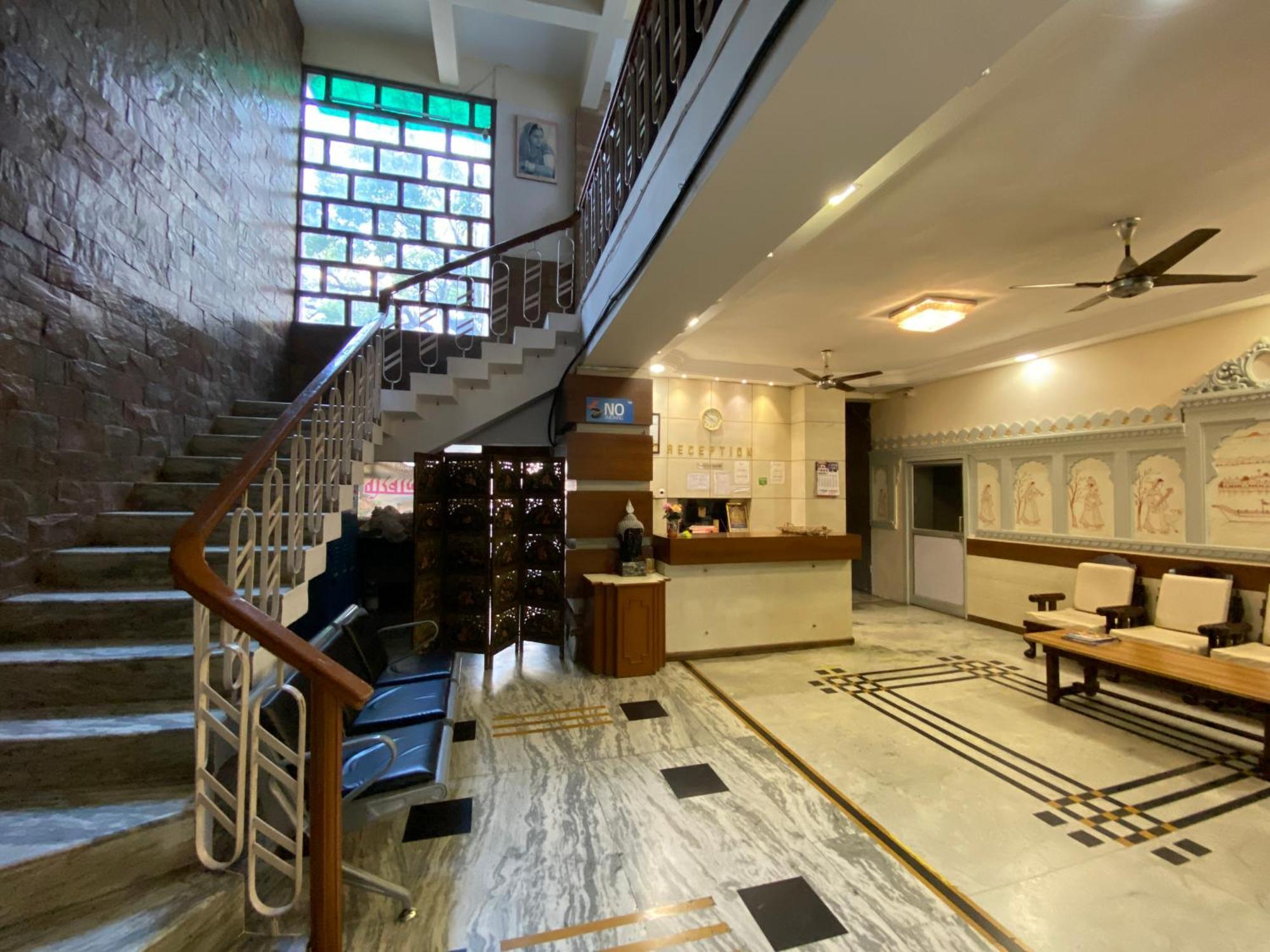 Hotel Damanis Udaipur Luaran gambar