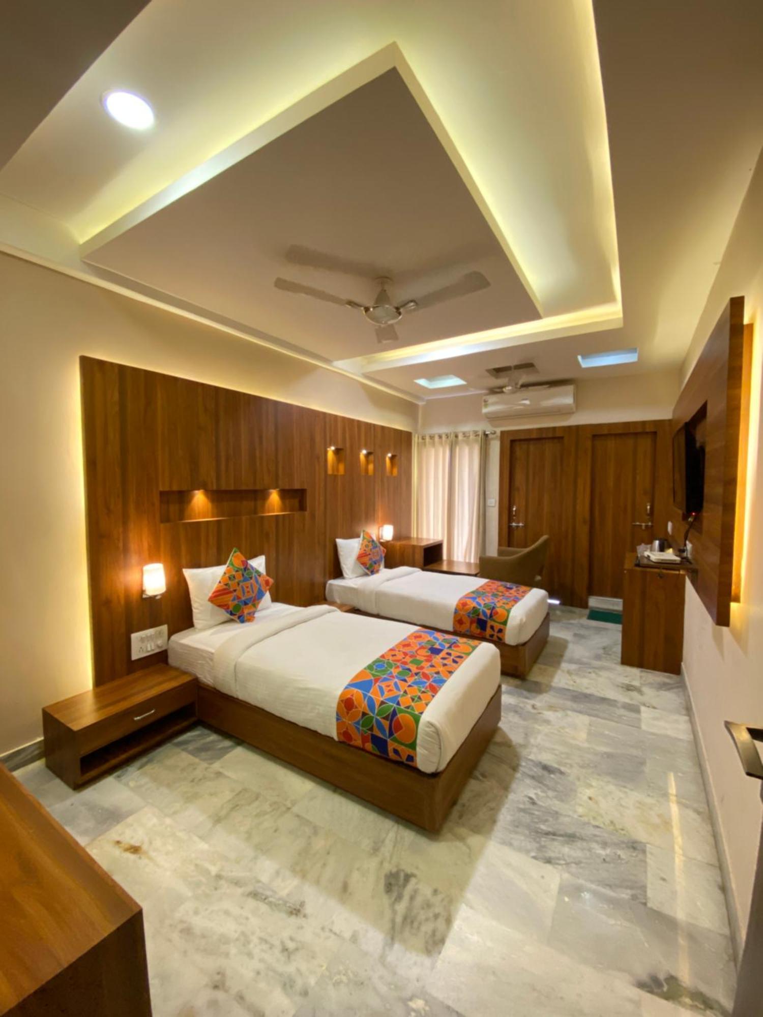 Hotel Damanis Udaipur Luaran gambar