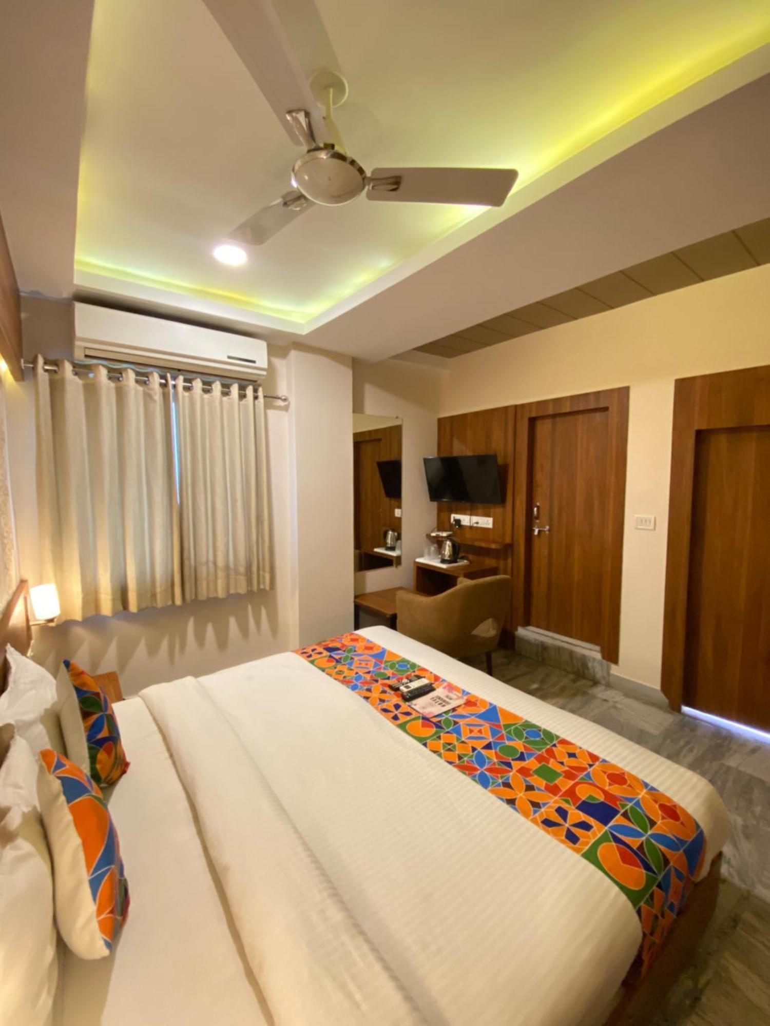 Hotel Damanis Udaipur Luaran gambar